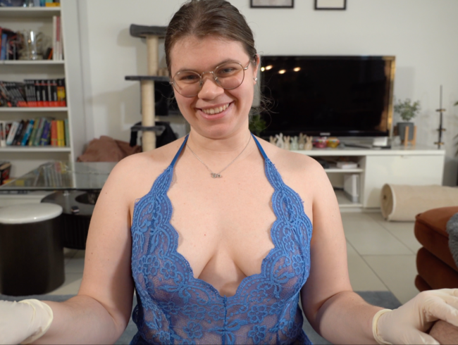 My new fetish?! Waxed and blown to orgasm with latex gloves!!