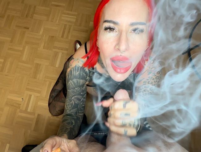 Wicked smoking blowjob!!